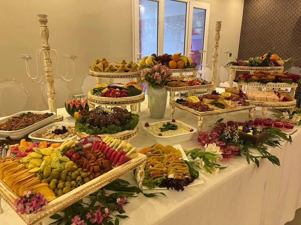 ۵ مدل سینی مزه و فینگر فود برای تولد و دورهمی؛ از انتخاب تا چیدمان
